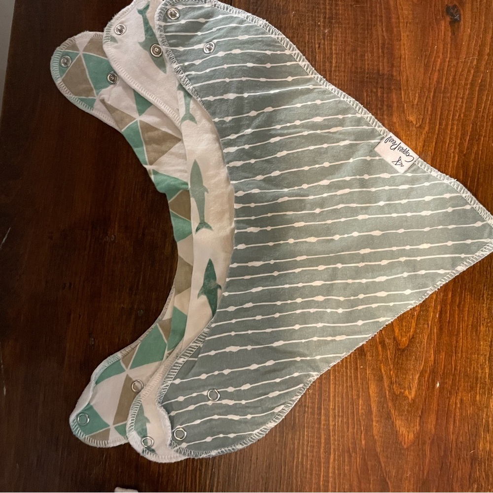 Bib bundle - Picture 3 of 4